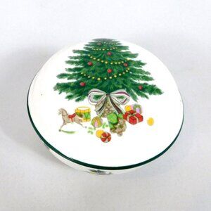Mikasa Christmas Story Round Covered Box 3 1/4" Decorated Tree Discontinued
